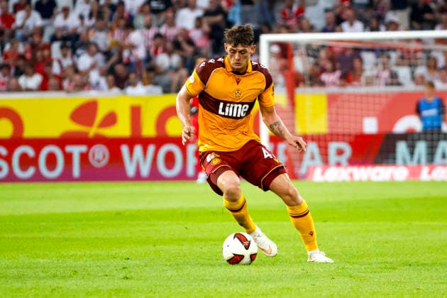 Seb Palmer Houlden, Motherwell FC, 47 with the ball, Germany, soccer, UEFA Conference League, Playoffs, 2026–2027, SC Freiburg vs. Motherwell FC, August 27, 2026, Freiburg im Breisgau, Europa-Park Stadium, Germany Copyright: xGrantxHubbsx