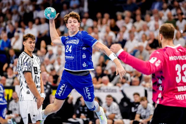 Kiel, August 27, 2026; Handball, 2026-27 Bundesliga 1; THW Kiel vs. TBV Lemgo Lippe; Joel Willecke (TBV Lemgo Lippe, 24); Andreas Wolff (THW Kiel, 33)