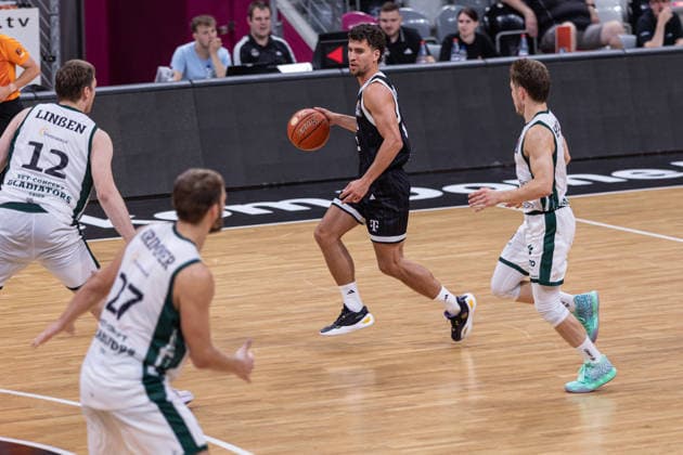 Exhibition Game: Telekom Baskets Bonn vs. VET CONCEPT Gladiators Trier, August 27, 2026, Aleksa KovaceviÄ‡ Telekom Baskets Bonn 11 vs. All of Trier Friendly Match: Telekom Baskets Bonn vs. VET CONCEPT Gladiators Trier, August 27, 2026, Telekom Dome Bonn Copyright: xBEAUTIFULxSPORTS Derixx