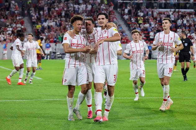 SC Freiburg celebrates Igor Matanovic s goal to make it 2-1. SC Freiburg, 31, Germany, Soccer, UEFA Conference League, Playoffs, 2026–2027, SC Freiburg vs. Motherwell FC, August 27, 2026, Freiburg im Breisgau, Europa-Park Stadium, Germany Copyright: xGrantxHubbsx
