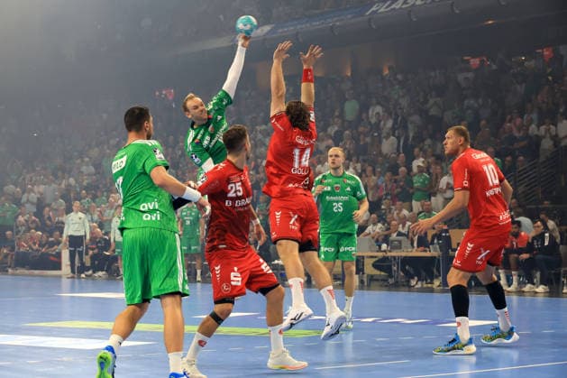 August 27, 2026, GER Germany, Handball, 1st Bundesliga, August 27, 2026, 2026–2027 season, Berlin, Fuechse Berlin vs. Melsungen, Mathias Gidsel (Fuechse Berlin) 19, Ben Beekmann (MT Melsungen) 14, Olle Forsell Schefvert (MT Melsungen) 25, Max Schmeling Hall, Berlin, Germany Copyright: xNordphotox xEnglerx