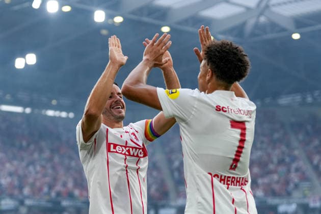 Christian Günter, SC Freiburg, 30, Derry Scherhant, SC Freiburg, 07 Goal celebration, Emotions, Shot on goal, Finish, Goal scored, Goal, Goal, Germany, Soccer, UEFA Conference League, Playoffs, Second leg, 2026–2027, SC Freiburg vs. Motherwell FC, August 27, 2026, Europa-Park Stadium, Freiburg, Freiburg, Europa-Park Stadium, Baden-Württemberg, Germany Copyright: xArnexAmbergx