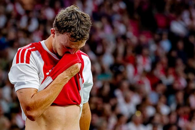 AMSTERDAM AFC Ajax Amsterdam midfielder Youri Regeer was forced to leave the game due to injury during the UEFA Conference League match at the Johan Cruijff ArenA on August 27, 2026, in Amsterdam, the Netherlands. Photo by DeFodi Images