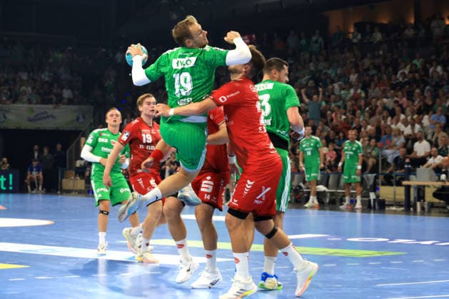 August 27, 2026, GER Germany, Handball, 1st Bundesliga, August 27, 2026, 2026–2027 season, Berlin, Fuechse Berlin vs. Melsungen, Mathias Gidsel (Fuechse Berlin 19), Olle Forsell Schefvert (MT Melsungen 25), Berlin, Max Schmeling Hall, Berlin, Germany Copyright: xNordphotox xEnglerx
