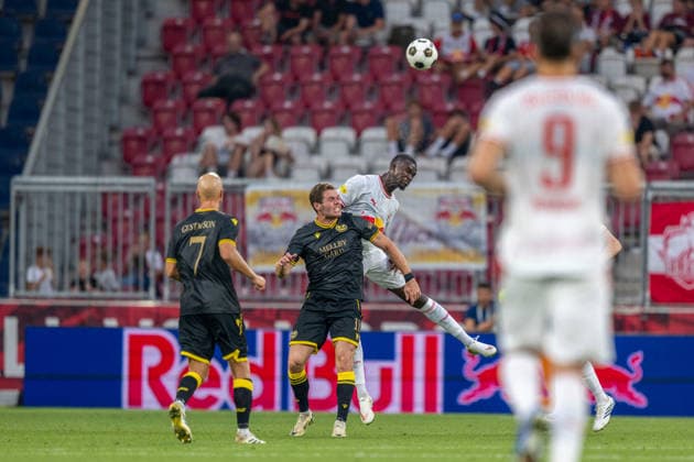 SOCCER - UEFA EL, RBS vs Mjaellby SALZBURG,AUSTRIA,27.AUG.26 - SOCCER - UEFA Europa League, play-off, Red Bull Salzburg vs Mjaellby AIF. Image shows Viktor Gustafson, Jacob Bergstroem (Mjaellby) and Kevin Boma (RBS).  GEPAxpictures xWolfgangxKofler