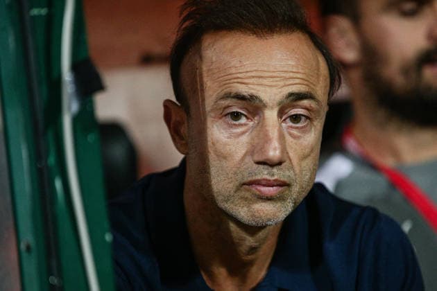 SOCCER - UEFA Europa League - Qualifiers - PFC CSKA vs. OFI Crete FC Photo by IPA ABACAPRESS.COM87840894 - OFI head coach Christos Kontis before the Europa League playoff match between PFC CSKA and OFI Crete FC at Vasil Levski National Stadium in Sofia, Bulgaria, on August 27, 2026 Sofia Bulgaria  Copyright: xIPAxSport ABACAx