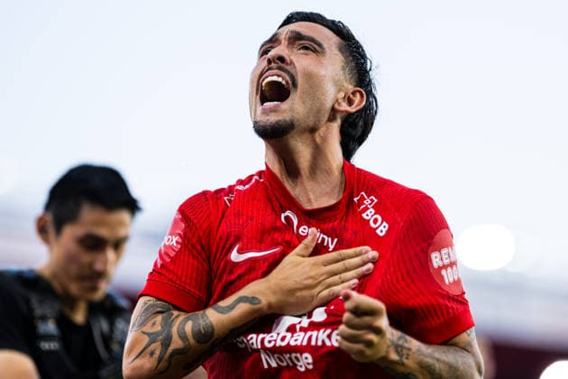 August 27, 2026: Niklas Castro of Brann celebrates after scoring the 3-2 goal on a penalty kick during the UEFA Conference League playoff match between Brann and PAOK on August 27, 2026 in Bergen. Photo by Marius Simensen. BILDBYRAN COP 238 bbeng brann football soccer celebration paok playoff skb uecl uefa conference league  Copyright: MARIUSxSIMENSEN BB260827BB866