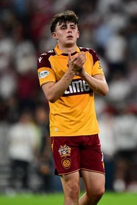 Tom Sparrow of Motherwell after the full time whistle Freiburg v Motherwell, UEFA Conference League, Play-Off Round, Second Leg, Football, Europa-Park-Stadion, Freiburg, Germany - 27 Aug 2026Freiburg Europa-Park-Stadion Germany  Copyright: xMaxxKrause Shutterstockx 17118930dl