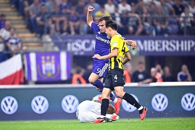 RSC Anderlecht v Kairat Almaty - UEFA Europa League ANDERLECHT, BELGIUM - AUGUST 27 : Cvetkovic Mihajlo forward of RSC Anderlecht in action during the UEFA Europa League 2026 27 play-off round second leg between RSC Anderlecht and Kairat Almaty on August 27, 2026 in Anderlecht, Belgium, 27 08 2026 Anderlecht Belgium  Copyright: xTomasxSiskx