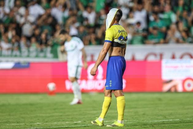 STVV s players look dejected after losing a soccer game between Cypriot AC Omonia Nicosia and Belgian soccer team Sint-Truidense V.V., Thursday 27 August 2026 in Nicosie, Cyprus, on the return leg of the play-off round for the UEFA Europa League league phase. STVV won the first leg 1-0. BRUNOxFAHY  x184508379x