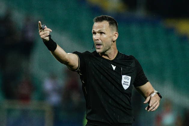 IPA87841570 - Head referee Ivan Kruzliak in action during the Europa League playoff match between PFC CSKA and OFI Crete FC at Vasil Levski National Stadium in Sofia, Bulgaria, on August 27, 2026  Copyright: xIvanxSxIvanov IPAxSportx xx 87841570