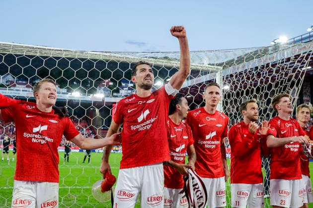 UEFA Conference League Qualifiers 2026: Brann vs. PAOK, Bergen, August 27, 2026. Brann players celebrate their victory in the Conference League playoff soccer match between SK Brann and PAOK at Brann Stadium. Photo by Paul S. Amundsen, NTB, Bergen, Norway. EDITORIAL USE ONLY RESTRICTED USE FOR BETTING COMPANIES  Copyright: xPaulxS.xAmundsenx xNTBx