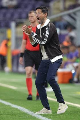 Anderlecht s head coach Vitor Bruno pictured during a soccer game between Belgian soccer team RSC Anderlecht and Kazakh Kairat Almaty, Thursday 27 August 2026 in Brussels, in on the return leg of the play-off round for the UEFA Europa League phase. VIRGINIExLEFOUR  x184508637x