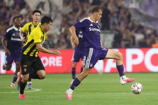 Anderlecht s Danylo Sikan pictured in action during a soccer game between Belgian soccer team RSC Anderlecht and Kazakh Kairat Almaty, Thursday 27 August 2026 in Brussels, in on the return leg of the play-off round for the UEFA Europa League phase. VIRGINIExLEFOUR  x184508612x