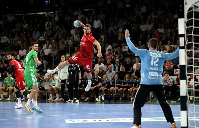 Handball, 1st Handball Bundesliga, Füchse Berlin vs. MT Melsungen, August 27, 2026, Max Schmeling Halle, Berlin, Shot on Goal 18, Florian Drosten Handball, 1st Handball Bundesliga, Füchse Berlin vs. MT Melsungen, August 27, 2026, Max Schmeling Halle, Berlin, Shot on Goal 18, Florian Drosten Copyright: xBEAUTIFULxSPORTS E.Schneiderx
