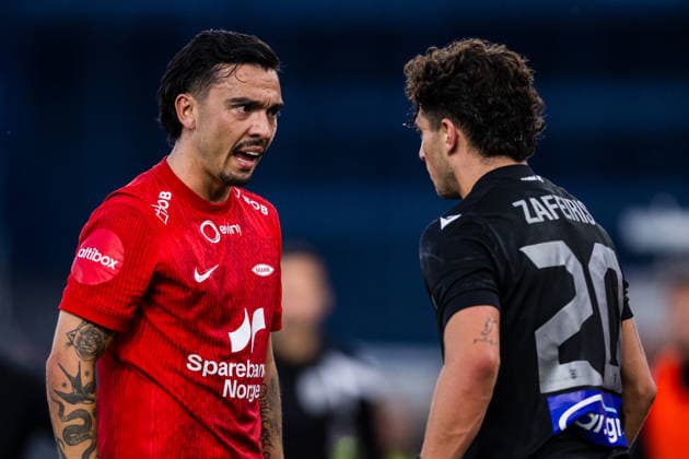 August 27, 2026: Niklas Castro of Brann and Christos Zafeiris of PAOK during the UEFA Conference League playoff match between Brann and PAOK on August 27, 2026 in Bergen. Photo by Marius Simensen. BILDBYRAN COP 238 bbeng brann football fotball fotboll paok play off skb soccer uecl uefa conference league  Copyright: MARIUSxSIMENSEN BB260827BB963