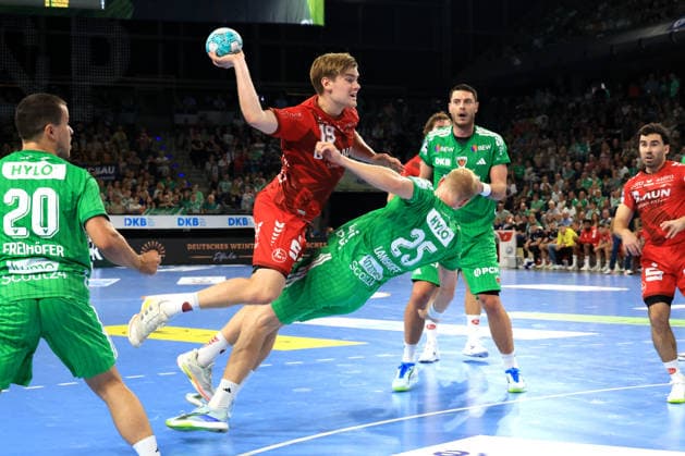 August 27, 2026, GER Germany, Handball, 1st Bundesliga, August 27, 2026, 2026–2027 season, Berlin, Fuechse Berlin vs. Melsungen; Matthes Langhoff, Fuechse Berlin 25; Mathias Gidsel, Fuechse Berlin 19; Max Schmeling Halle, Berlin, Germany Copyright: xNordphotox xEnglerx