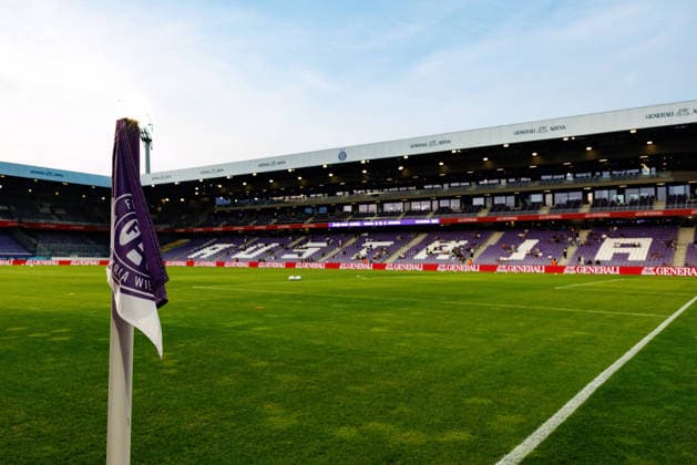 VIENNA, AUSTRIA - 27 AUGUST 2026: Image shows corner flag of FK Austria Wien during UEFA Conference League 2026 27 Play-off Round, Second Leg: FK Austria Wien vs SC Braga at Franz-Horr-Stadion on 27 08 2026 in Vienna, Austria. Austria Copyright: xFröhlichxPascalx