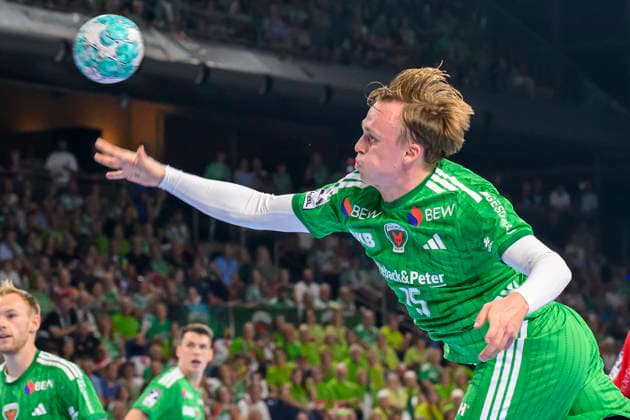Pictured, from left: Matthes Langhoff, Fuechse Berlin, 25, GER, Berlin, handball, Fuechse Berlin vs. MT Melsungen, at the Max Schmeling Halle, August 27, 2026, Copyright: HMBxMedia UwexKoch