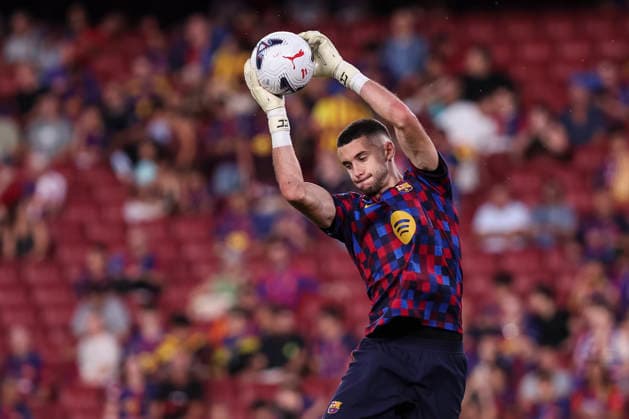 August 27, 2026, Barcelona, Barcelona, Spain: Joan Garcia of FC Barcelona, Barca warms up during the Spanish league, LaLiga EA Sports, football match played between FC Barcelona and Athletic Club at Spotify Camp Nou stadium on August 27, 2026 in Barcelona, Spain. Barcelona Spain - ZUMAa181 20260827_zaa_a181_023 Copyright: xJavierxBorregox