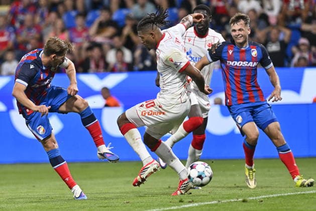 Football Europa League second leg of the fourth qualifying round match. Viktoria Plzen vs Crvena Zvezda Belgrade in Pilsen, Czech Republic, August 27, 2026. Patrik Hrosovsky (left) of Viktoria Plzen scores. (CTKxPhoto MiroslavxChaloupka) CTKPhotoP2026082707975  CTKPhotoP2026082707975