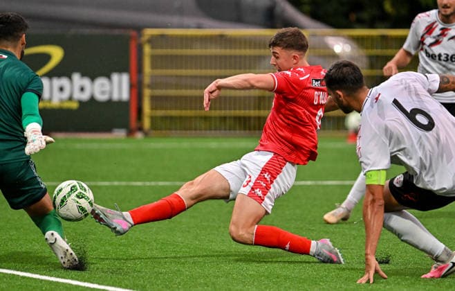 UEFA Europa Conference League Play-off Second Leg, Inver Park, Antrim 27 8 2026 Larne vs Lincoln Red Imps Larne™s Paul O Neill with Imp™s Nauzet Santana Paul O Neill with Nauzet Santana 27 8 2026  Copyright: xx Larne v Imps-012