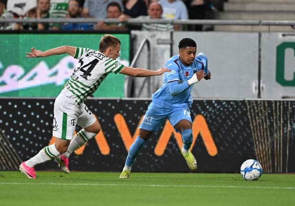 Ferencvaros v Trabzonspor - UEFA Europa League BUDAPEST, HUNGARY - AUGUST 27: Saviolo (R) of Trabzonspor in action during the UEFA Europa League play-off second-leg match between Ferencvaros and Trabzonspor at Groupama Stadium in Budapest, Hungary on August 27, 2026. Hakan Burak Altunoz Anadolu Budapest Hungary. Editorial use only. Please get in touch for any other usage.  Copyright: x2026xAnadoluxHakanxBurakxAltunozx