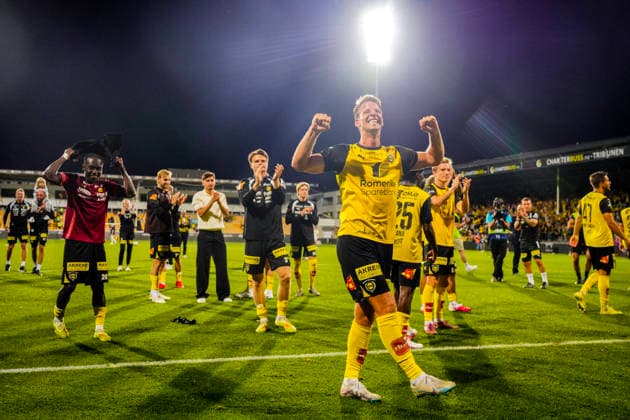 Europa League kvalifisering 2026: Lillestrom - Egantia Lillestrom 20260827. Lillestroms Thomas Lehne Olsen feirer seieren i Europa League play off-kampen i fotball mellom Lillestrom og Egantia pa Arasen stadion. Foto: Erik Flaaris Johansen NTB Lillestrom Norge EDITORIAL USE ONLY. RESTRICTED USE FOR BETTING COMPANIES Ref:_SPOLxv-qXeSAb0.jpg *** Europa League Qualifiers 2026 Lillestrom vs. Egantia Lillestrom 20260827 Lillestrom s Thomas Lehne Olsen celebrates the victory in the Europa League playoff soccer match between Lillestrom and Egantia at Arasen Stadium. Photo: Erik Flaaris Johansen, NTB Lillestrøm, Norway EDITORIAL USE ONLY RESTRICTED USE FOR BETTING COMPANIES  Copyright: xErikxFlaarisxJohansenx xNTBx
