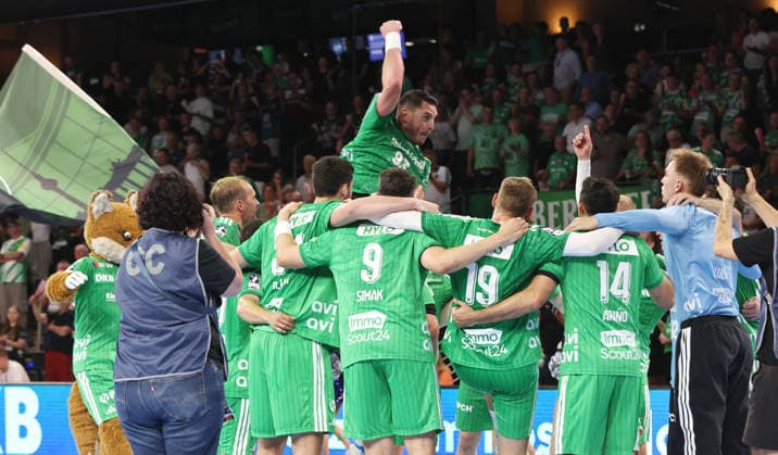 Füchse team celebrates after the game: Joy, Emotion, Sports, Handball, HBL, Bundesliga, Men s Division 1, Matchday, 2026–2027 Season, August 27, 2026, Füchse Berlin vs. MT Melsungen