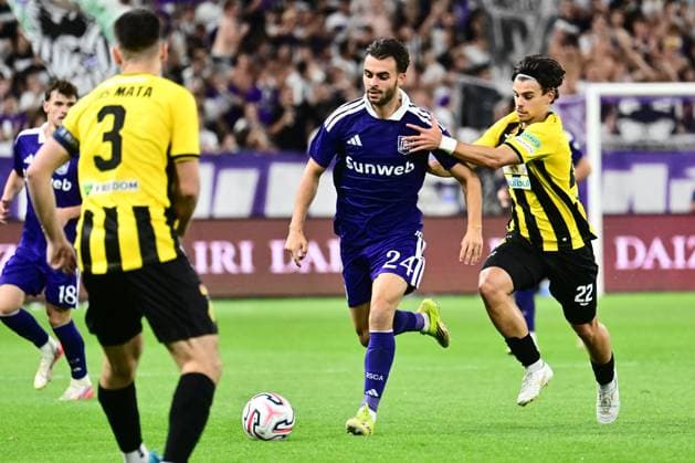 RSC Anderlecht v Kairat Almaty - UEFA Europa League ANDERLECHT, BELGIUM - AUGUST 27 : Llansana Enric midfielder of RSC Anderlecht in action during the UEFA Europa League 2026 27 play-off round second leg between RSC Anderlecht and Kairat Almaty on August 27, 2026 in Anderlecht, Belgium, 27 08 2026 Anderlecht Belgium  Copyright: xPeterxDexVoechtx