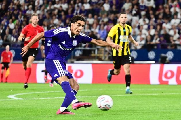 RSC Anderlecht v Kairat Almaty - UEFA Europa League ANDERLECHT, BELGIUM - AUGUST 27 : Maamar Ali defender of RSC Anderlecht in action during the UEFA Europa League 2026 27 play-off round second leg between RSC Anderlecht and Kairat Almaty on August 27, 2026 in Anderlecht, Belgium, 27 08 2026 Anderlecht Belgium  Copyright: xPeterxDexVoechtx