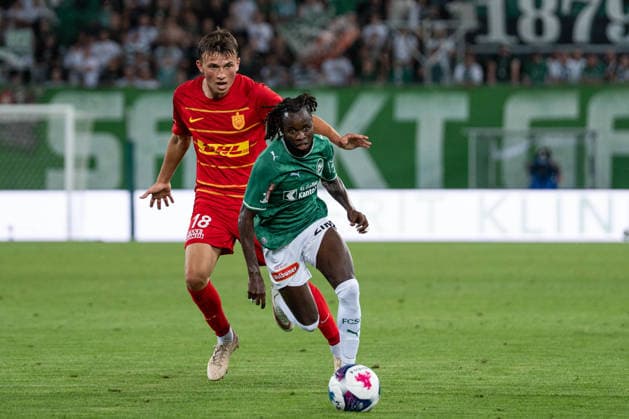 Soccer, UEFA Conference League Qualifier: FC St. Gallen 1879 vs. FC Nordsjælland, Thursday, August 27, 2026, Berit Sitter Stadium, St. Gallen, Switzerland: Justin Janssen, 18, FC Nordsjælland; Aliou Baldé, Aliou Balde 14, FC St. Gallen Copyright: xValentinxDomgjonix