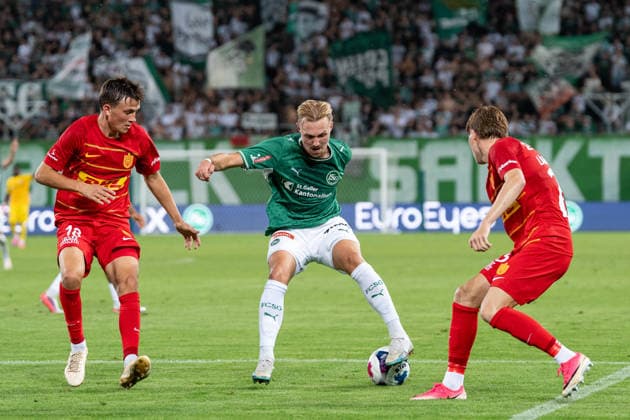 Soccer, UEFA Conference League Qualifying Round: FC St. Gallen 1879 vs. FC Nordsjaelland, Thursday, August 27, 2026, Berit Sitter Stadium, St. Gallen, Switzerland; Justin Janssen (18), FC Nordsjaelland, Lukas Daschner 10, FC St. Gallen, Juho Lähteenmäki, Juho Laehteenmaeki 25, FC Nordsjaelland Copyright: xValentinxDomgjonix
