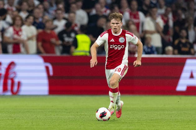 2026-08-27 UEFA Conference League: AFC Ajax v FC Sion AMSTERDAM, NETHERLANDS - AUGUST 27: Oliver Edvardsen of AFC Ajax during the UEFA Conference League match between AFC Ajax and FC Sion at Johan Cruijff Arena on August 27, 2026 in Amsterdam, Netherlands. Amsterdam Johan Cruijff Arena Netherlands Content not available for redistribution in The Netherlands directly or indirectly through any third parties. Copyright: xMarcelxvanxPlateringenx