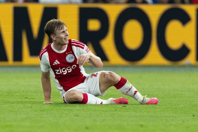 2026-08-27 UEFA Conference League: AFC Ajax v FC Sion AMSTERDAM, NETHERLANDS - AUGUST 27: Oliver Edvardsen of AFC Ajax during the UEFA Conference League match between AFC Ajax and FC Sion at Johan Cruijff Arena on August 27, 2026 in Amsterdam, Netherlands. Amsterdam Johan Cruijff Arena Netherlands Content not available for redistribution in The Netherlands directly or indirectly through any third parties. Copyright: xMarcelxvanxPlateringenx