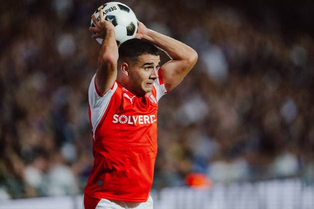 SOCCER - UEFA ECL, A.Wien vs Braga VIENNA,AUSTRIA,27.AUG.26 - SOCCER - UEFA Conference League, play-off, FK Austria Wien vs Sporting Braga. Image shows Victor Gomez (Braga).  GEPAxpictures xAlexanderxSolc