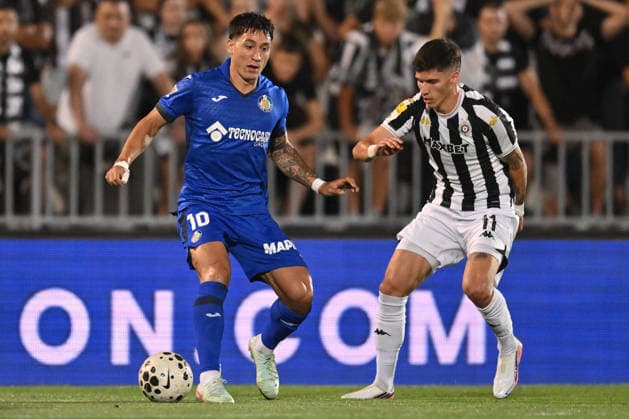 PARTIZAN vs GETAFE MARTIN SATRIANO vs MILAN VUKOTIC football Partizan vs Gefafe UEFA Conference League qualifications match at Partizan stadium, Belgrade 27.08.2026 Foto: FOOTBALL, UEFA CONFERENCE LEAGUE QUALIFICATIONS, PARTIZAN, GETAFE Belgrade Partizan stadium Serbia Copyright: xMarkoxMetlas xMNxPressx