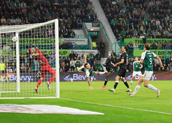Hibernian v K.A.A. Gent UEFA Europa Conference League Jason Kerr of Hibernian scores his teams second goal during the UEFA Europa Conference League Play-Off Second Leg match at Easter Road, Edinburgh 27 08 2026 UK Newspapers OUT Copyright: xFredxPalmerx FIL-23844-0070