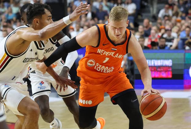 From left: Oscar da Silva, Germany Men s 01; Keye van der Vuurst de Vries, Netherlands Men s 01; Germany vs. Netherlands, Basketball, DBB, FIBA Basketball World Cup 2027, European Qualifiers, August 27, 2026; Germany vs. Netherlands, Basketball, DBB, FIBA Basketball World Cup 2027, European Qualifiers, August 27, 2026, Cologne Copyright: xEibner-Pressefotox xThomasxStoeckerx EP_TSR