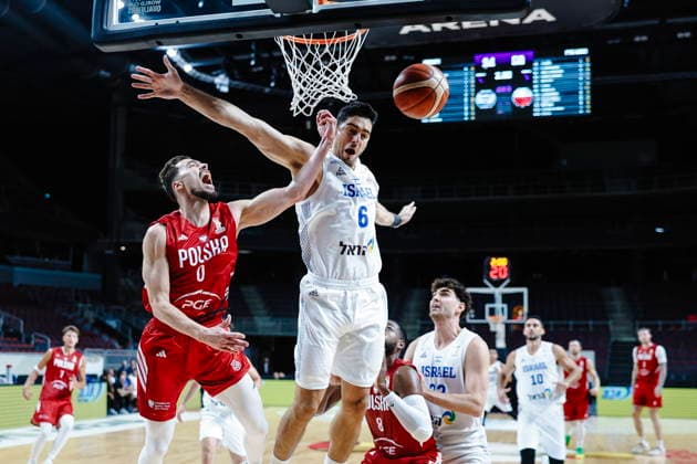 Ryga 27.08.2026 KOSZYKOWKA KOSZKADRA REPREZENTACJA POLSKI MECZ IZRAEL - POLSKA ELIMINACJE MISTRZOSTW SWIATA 2027 - - - MEN BASKETBALL POLISH national team, Nationalteam WORLD CUP SERIES QUALIFIERS GAME ISRAEL - POLAND NZ Andrzej Pluta , Itay Segev , FOT. WOJCIECH FIGURSKI 058SPORT.PL NEWSPIX.PL --- newspix.pl  FOT. WOJCIECH FIGURSKI 058SPOR