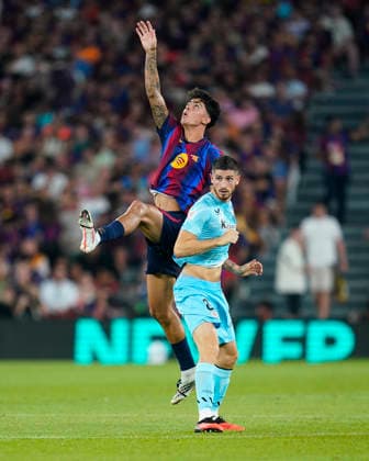 ESP: FC Barcelona, Barca - Athletic Club. La Liga EA Sports. Matchday 1. Marc Bernal of FC Barcelona and Oihan Sancet of Athletic Club during the La Liga EA Sports match between FC Barcelona and Athletic Club de Bilbao played at Spotify Camp Nou Stadium on 27 Aug 2026 in Barcelona, Spain. kpng Copyright: xSergioxRuizx xPRESSINPHOTOx PS_2627_BAR_ATH_047