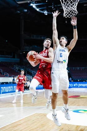 Ryga 27.08.2026 KOSZYKOWKA KOSZKADRA REPREZENTACJA POLSKI MECZ IZRAEL - POLSKA ELIMINACJE MISTRZOSTW SWIATA 2027 - - - MEN BASKETBALL POLISH national team, Nationalteam WORLD CUP SERIES QUALIFIERS GAME ISRAEL - POLAND NZ Andrzej Pluta , Itay Segev , FOT. WOJCIECH FIGURSKI 058SPORT.PL NEWSPIX.PL --- newspix.pl  FOT. WOJCIECH FIGURSKI 058SPOR