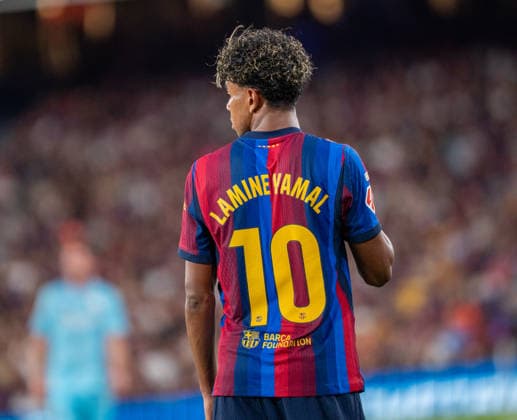 ESP LaLiga EA Sports: FC Barcelona vs. Athletic Bilbao — Lamine Yamal of FC Barcelona during the LaLiga EA Sports match between FC Barcelona and Athletic Bilbao, played at Spotify Camp Nou Stadium in Barcelona on August 27, 2026, in Spain — Spanish Soccer Copyright: xAgenciaxLOFx