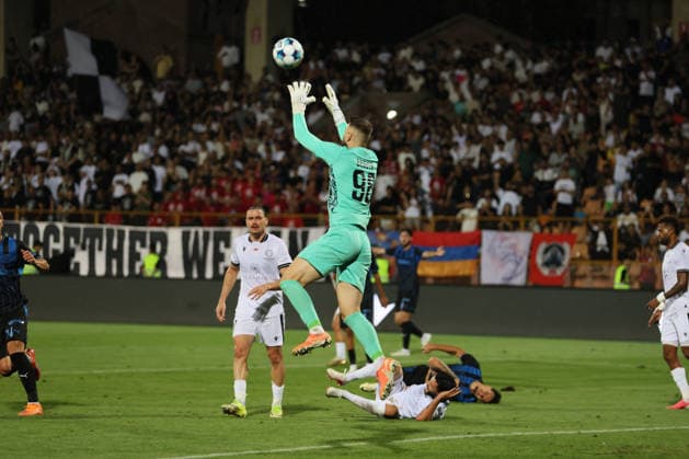 FC Ararat-Armenia v CS Universitatea Craiova - UEFA Europa League 2026 27 Play-offs 2nd Leg Joao Bravim of FC Ararat-Armenia in action during the UEFA Europa League 2026 27 Play-offs 2nd Leg match at Vazgen Sargsyan Republican Stadium in Yerevan, Armenia, on August 27, 2026. Yerevan Armenia  Copyright: xGurgenxHakobyanx originalFilename:hakobyan-uefaeuro260827_npNM7.jpg