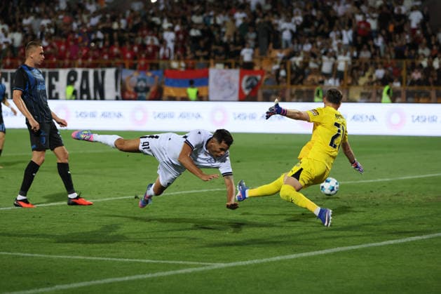 FC Ararat-Armenia v CS Universitatea Craiova - UEFA Europa League 2026 27 Play-offs 2nd Leg Sandro Lima of FC Ararat-Armenia in action during the UEFA Europa League 2026 27 Play-offs 2nd Leg match at Vazgen Sargsyan Republican Stadium in Yerevan, Armenia, on August 27, 2026. Yerevan Armenia  Copyright: xGurgenxHakobyanx originalFilename:hakobyan-uefaeuro260827_npW0Z.jpg
