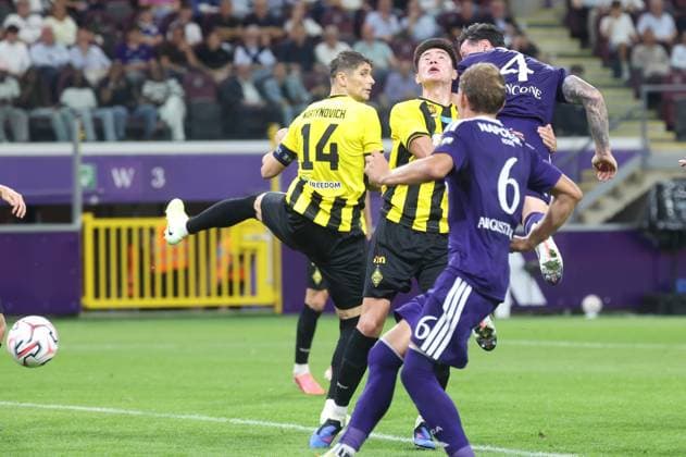 Anderlecht s Ludwig Augustinsson pictured in action during a soccer game between Belgian soccer team RSC Anderlecht and Kazakh Kairat Almaty, Thursday 27 August 2026 in Brussels, in on the return leg of the play-off round for the UEFA Europa League phase. VIRGINIExLEFOUR  x0865073816stx
