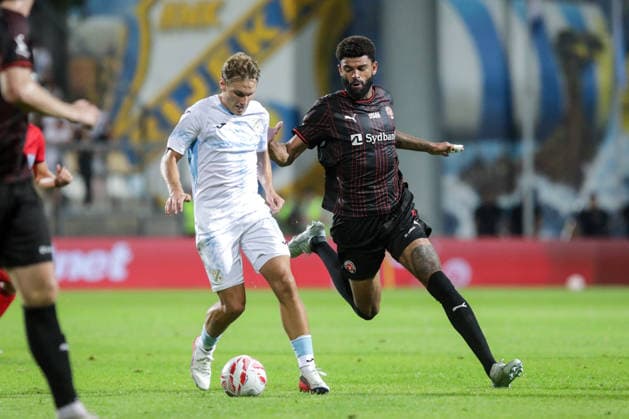 HNK Rijeka v Midtjylland - UEFA Conference League 2026 27 Play Off Round Second Leg RIJEKA, CROATIA - AUGUST 27: Toni Fruk of HNK Rijeka and Philip Billing of FC Midtjylland compete for a ball during the UEFA Conference League 2026 27 Play Off Round Second Leg match between HNK Rijeka and FC Midtjylland at Stadion HNK Rijeka on August 27, 2026 in Rijeka, Croatia.  GoranxKovacic PIXSELL