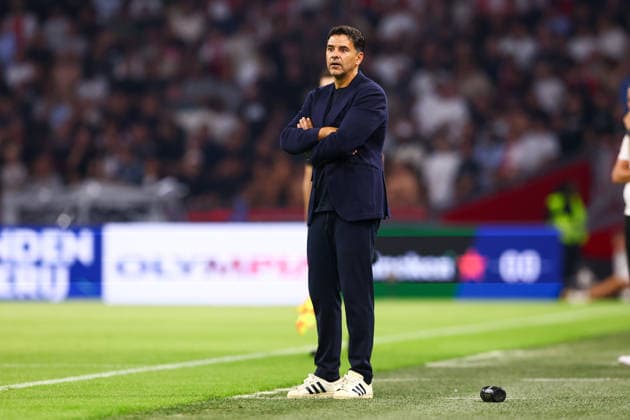 AMSTERDAM, NETHERLANDS - AUGUST 27: coach Michel Sanchez of Ajax during the UEFA Conference League match between Ajax and FC Sion at Johan Cruijff Arena on August 27, 2026 in Amsterdam, Netherlands.  Copyright: xMTB MBxMediax