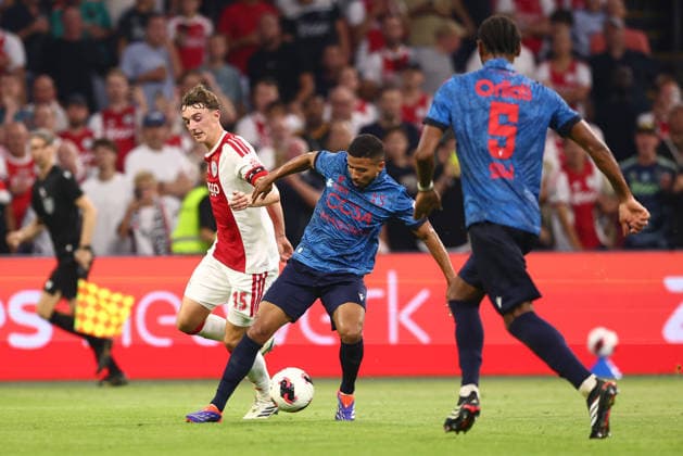 AMSTERDAM, NETHERLANDS - AUGUST 27: Youri Baas of Ajax during the UEFA Conference League match between Ajax and FC Sion at Johan Cruijff Arena on August 27, 2026 in Amsterdam, Netherlands.  Copyright: xMTB MBxMediax