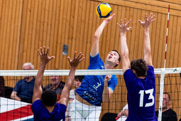 August 27, 2026, GER, Volleyball, Men, Season 26–27, 2nd Division South vs. 1st Division, Exhibition Match, Blue Volleys Gotha vs. Cerebricks Volley Goats Central Germany, Christoph Assmann (Blue Volleys Gotha), 3, Rico Wardlow (Cerebricks Volley Goats Central Germany), Neo Laumann, Cerebricks Volley Goats Central Germany, 99867 Gotha, Sports Hall, Ernesti Sports Complex, Thuringia, Germany